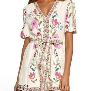 La Lavon Floral Cream Romper Sz L V Neck Puff Sleeve Lined Rayon Linen Blend